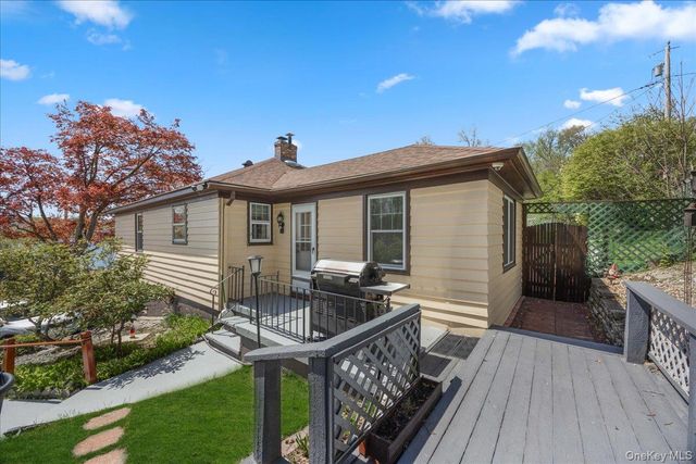 532 Shore Drive, New Windsor, NY 12553