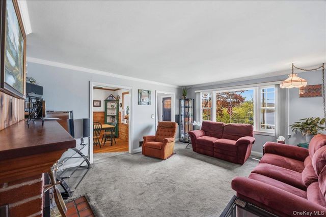 532 Shore Drive, New Windsor, NY 12553