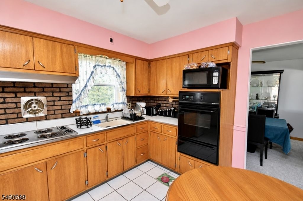 17 Moosepac Ln, Jefferson Twp., NJ 07438 — photo 5
