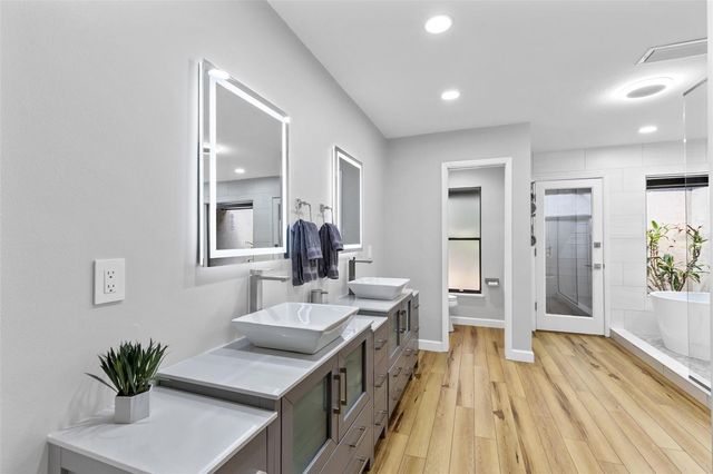 100 MILINDA LANE, Oviedo, FL 32765