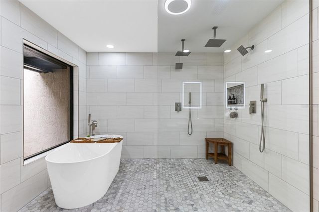 100 MILINDA LANE, Oviedo, FL 32765