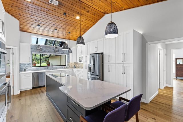 100 MILINDA LANE, Oviedo, FL 32765