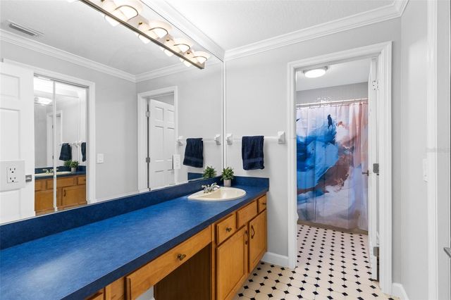 100 MILINDA LANE, Oviedo, FL 32765