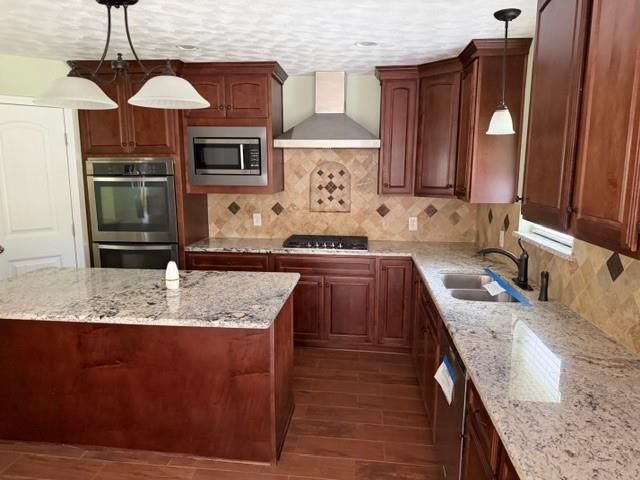 167 Linnwood Drive, Woodbranch, TX 77357