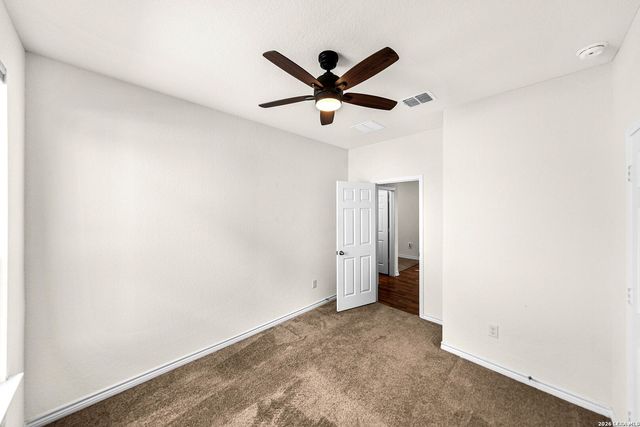 4873 Park Glen, Marion, TX 78124