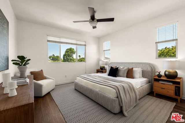 5816 W 85th Place, Los Angeles, CA 90045