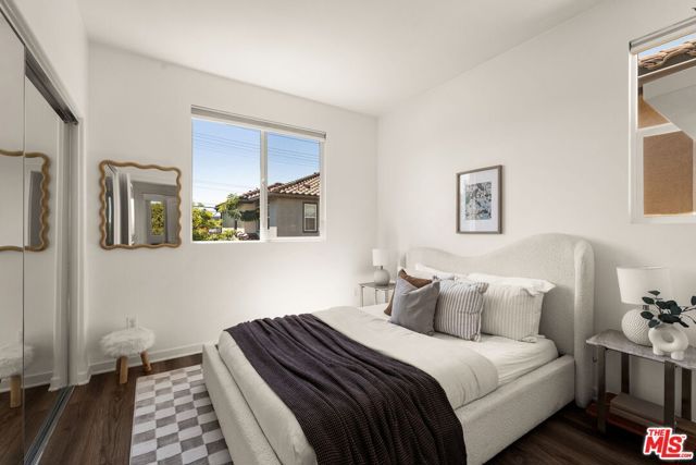 5816 W 85th Place, Los Angeles, CA 90045