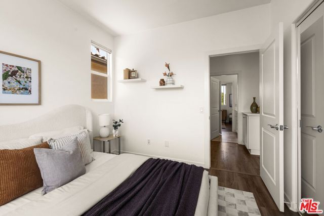 5816 W 85th Place, Los Angeles, CA 90045