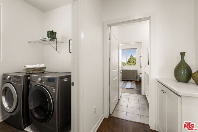 5816 W 85th Place, Los Angeles, CA 90045