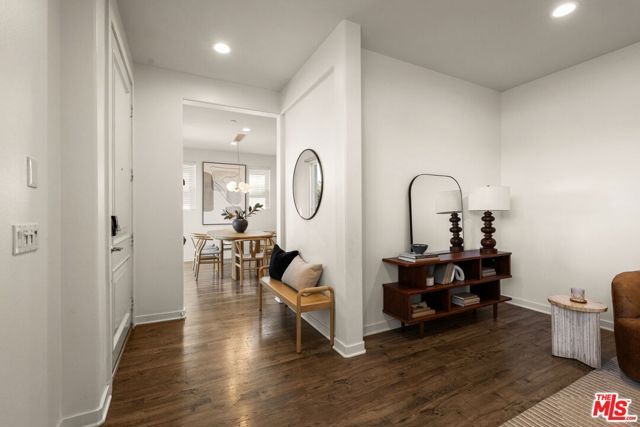 5816 W 85th Place, Los Angeles, CA 90045