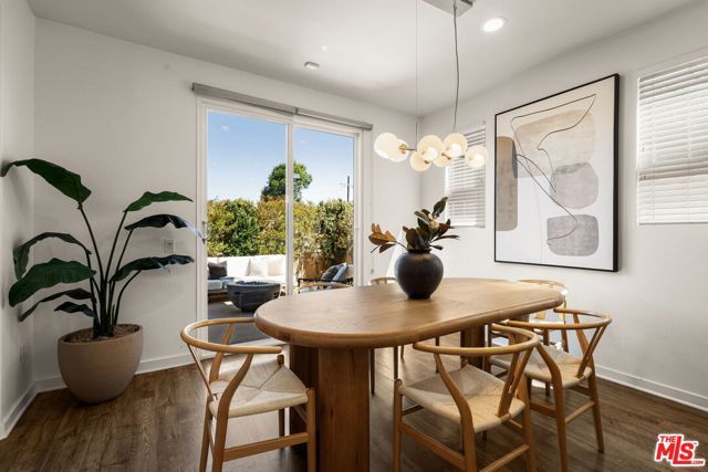 5816 W 85th Place, Los Angeles, CA 90045