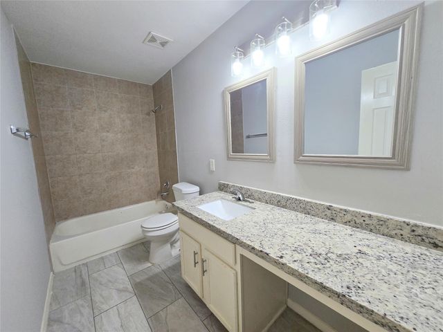 1423 Stone Bluff Drive, Houston, TX 77073