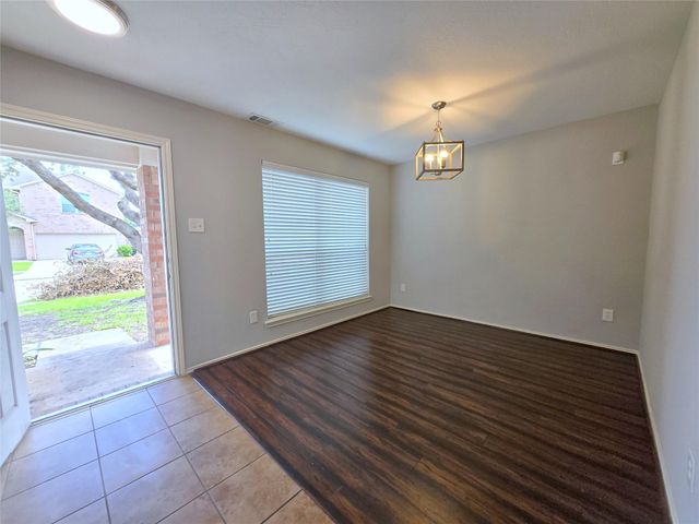 1423 Stone Bluff Drive, Houston, TX 77073