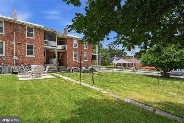 444 WASHINGTON AVE, Ephrata, PA 17522