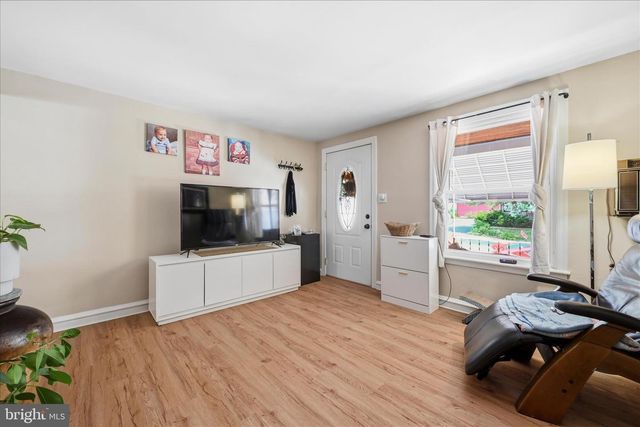 444 WASHINGTON AVE, Ephrata, PA 17522
