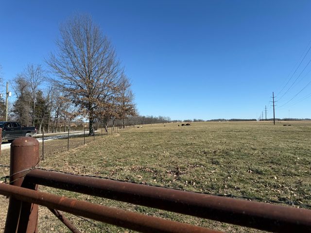 8948 Sunny Slope Lane, Mountain Grove, MO 65711