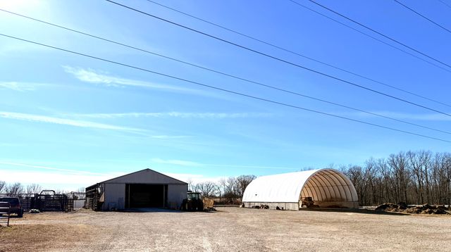 8948 Sunny Slope Lane, Mountain Grove, MO 65711