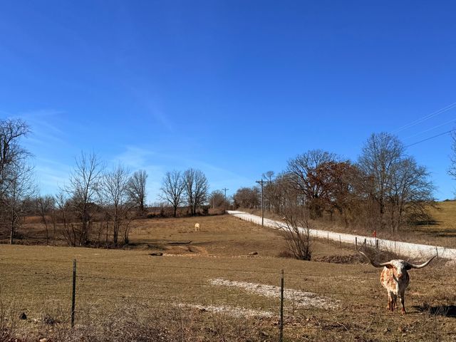 8948 Sunny Slope Lane, Mountain Grove, MO 65711