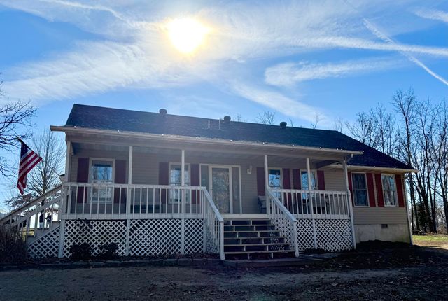 8948 Sunny Slope Lane, Mountain Grove, MO 65711