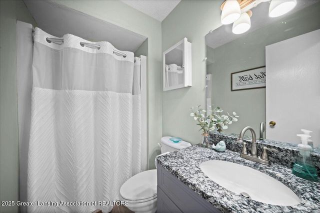 4600 Glenberry Drive, Holt, MI 48842