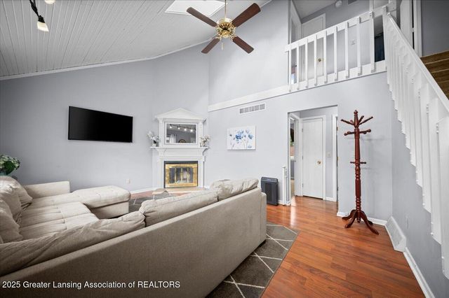 4600 Glenberry Drive, Holt, MI 48842