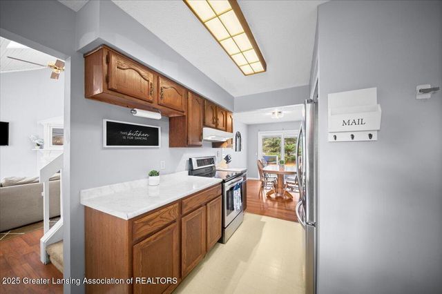 4600 Glenberry Drive, Holt, MI 48842