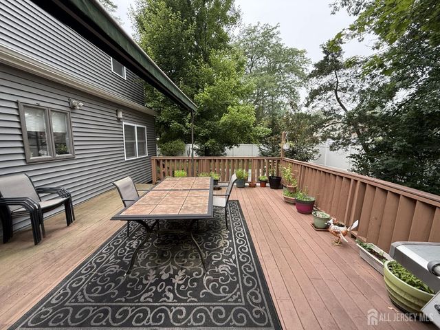 86 Tall Oaks Drive, East Brunswick, NJ 08816