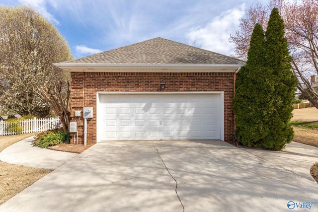 131 Silver Lake Circle, Madison, AL 35758