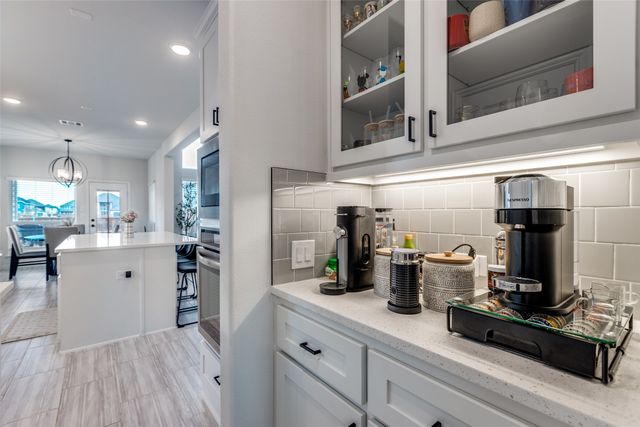 1352 Peregrine Trail, Frisco, TX 75036