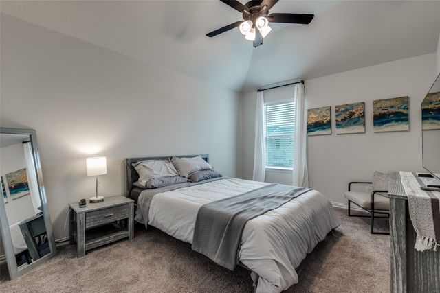 1352 Peregrine Trail, Frisco, TX 75036