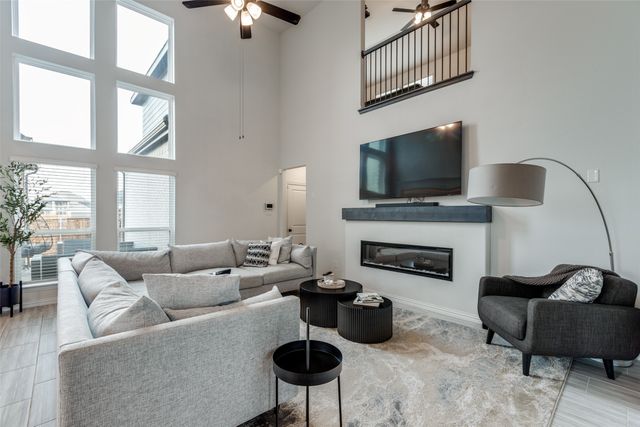 1352 Peregrine Trail, Frisco, TX 75036