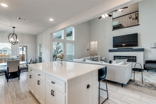 1352 Peregrine Trail, Frisco, TX 75036