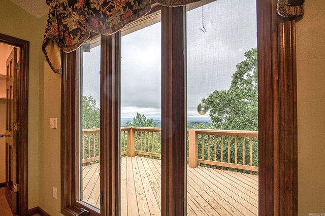 29 Mesero Way, Hot Springs Village, AR 71909