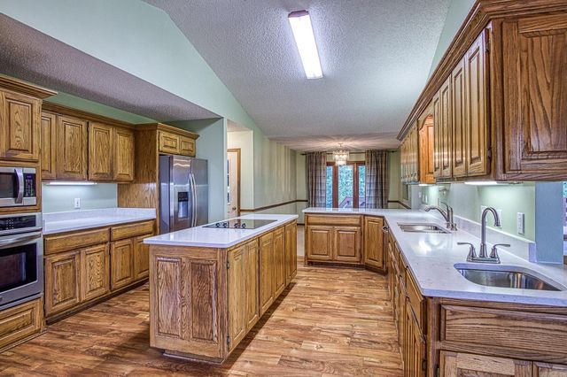 29 Mesero Way, Hot Springs Village, AR 71909