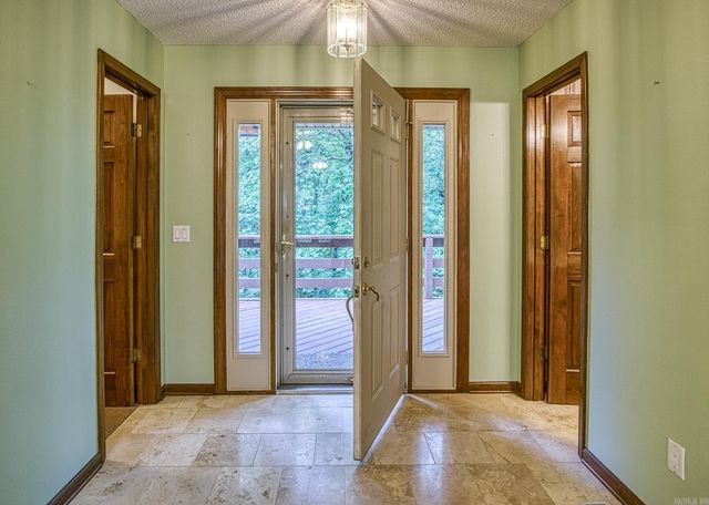 29 Mesero Way, Hot Springs Village, AR 71909