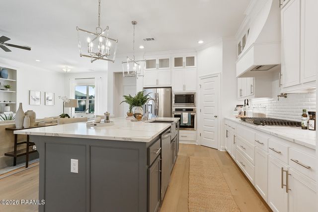 206 Landing Boulevard, Maurice, LA 70555