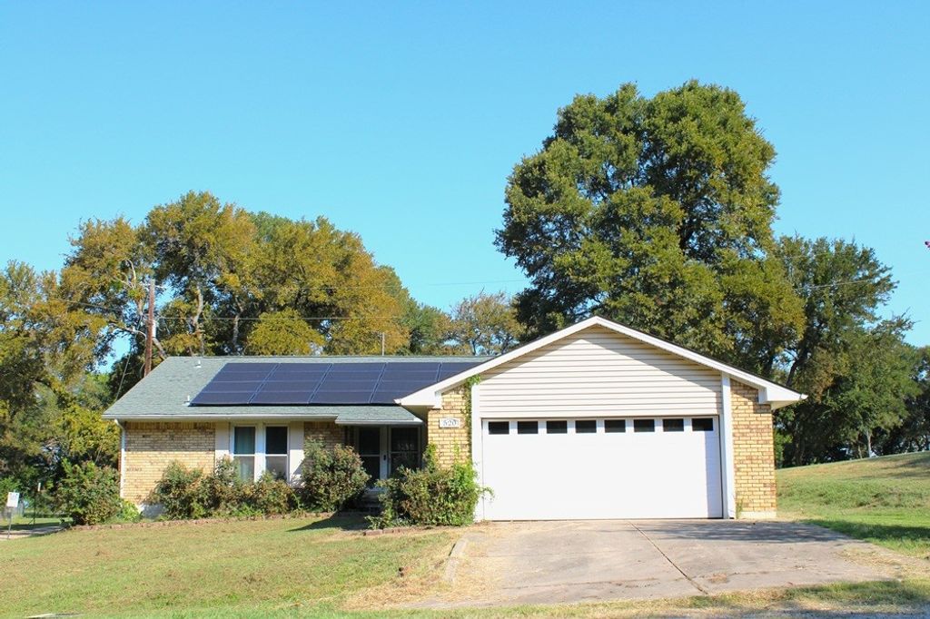 520 Broken Arrow Pass, Quinlan, TX 75474