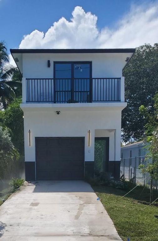 431 NW 7th Ter, Fort Lauderdale, FL 33311
