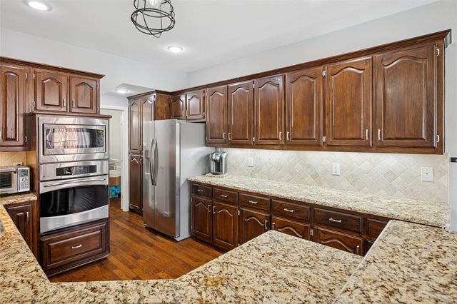 2676 Carnation Drive, Richardson, TX 75082