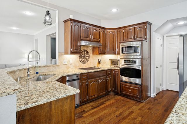 2676 Carnation Drive, Richardson, TX 75082