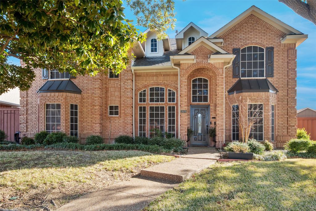 2676 Carnation Drive, Richardson, TX 75082