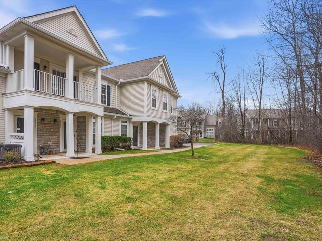 25675 N Maritime Circle, Harrison Twp, MI 48045