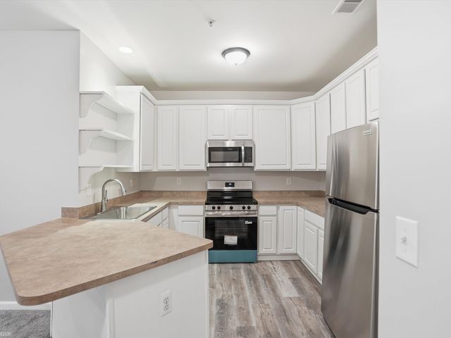 25675 N Maritime Circle, Harrison Twp, MI 48045