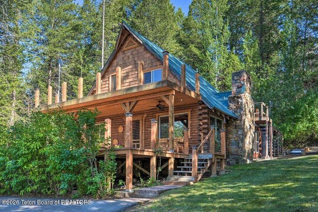 792 LODGE Lane, Alpine, WY 83128 property photo