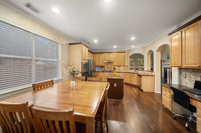 25620 Peppermill Creek Drive, Porter, TX 77365