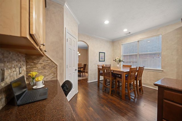 25620 Peppermill Creek Drive, Porter, TX 77365