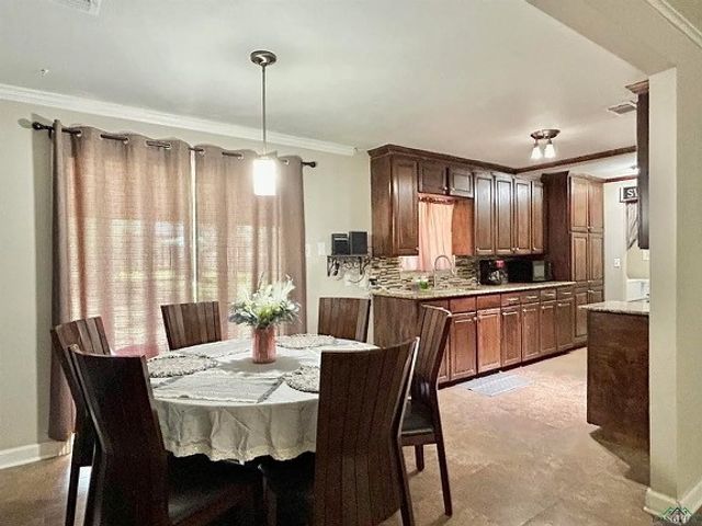 211 Paris Street, Longview, TX 75604