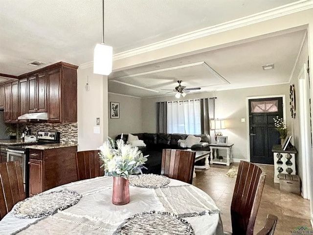 211 Paris Street, Longview, TX 75604