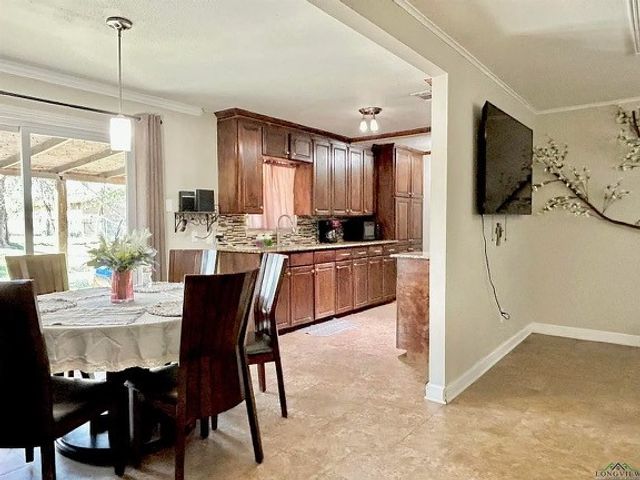 211 Paris Street, Longview, TX 75604