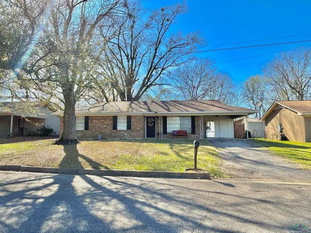 211 Paris Street, Longview, TX 75604